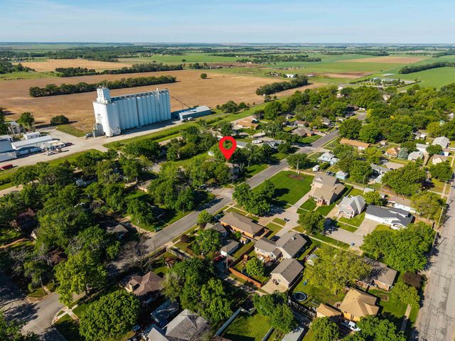 127 N Adams St, Cheney, KS 67025