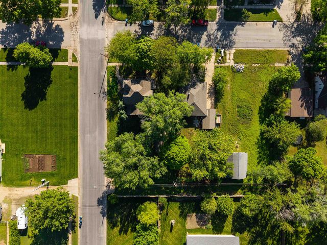 127 N Adams St, Cheney, KS 67025