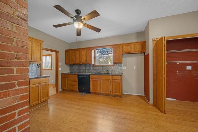 127 N Adams St, Cheney, KS 67025