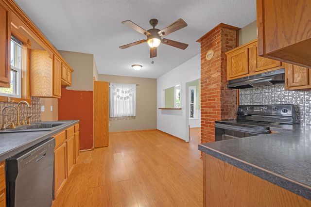 127 N Adams St, Cheney, KS 67025