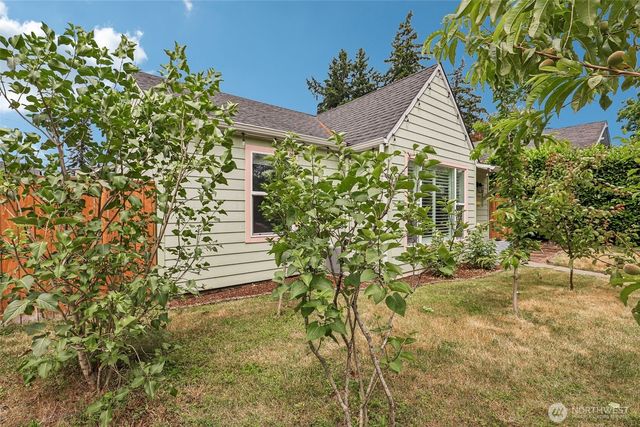 304 W 32nd Street, Vancouver, WA 98660