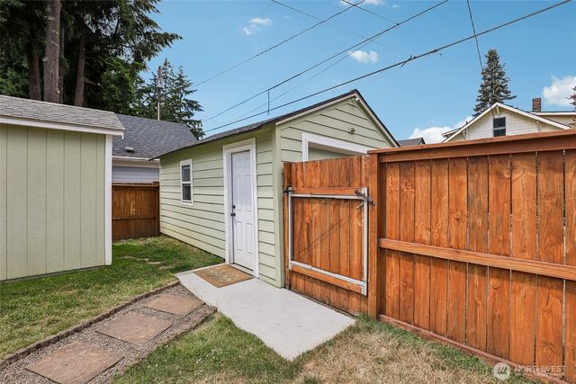 304 W 32nd Street, Vancouver, WA 98660