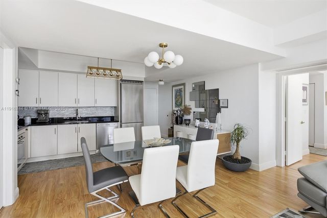 92 SW 3rd St 1604, Miami, FL 33130