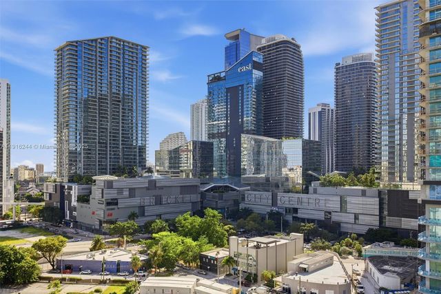 92 SW 3rd St 1604, Miami, FL 33130