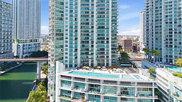 92 SW 3rd St 1604, Miami, FL 33130