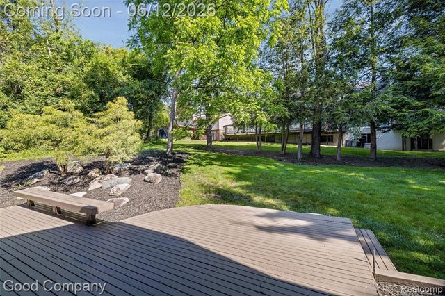 3176 Chambord Drive, West Bloomfield, MI 48323