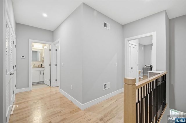 313 8th Street 1, Fairview, NJ 07022