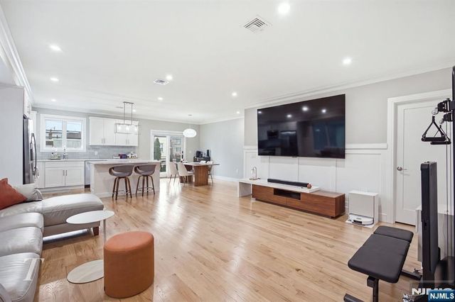 313 8th Street 1, Fairview, NJ 07022