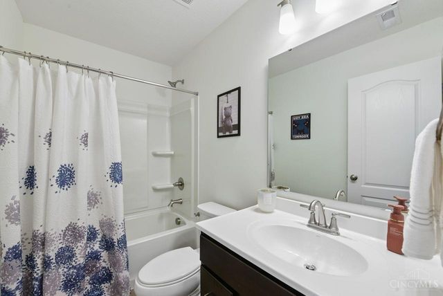 5168 Hazeltine Lane, Turtle Creek Twp, OH 45036