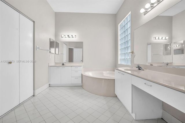 15961 NW 14th Road 0, Pembroke Pines, FL 33028