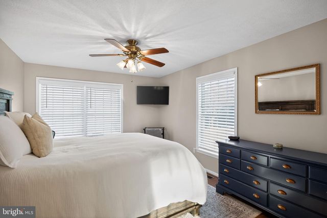 11841 KNOLLCREST LN, La Plata, MD 20646