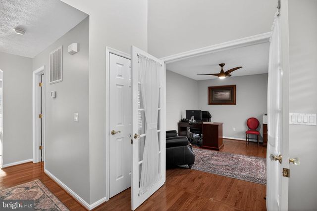 11841 KNOLLCREST LN, La Plata, MD 20646