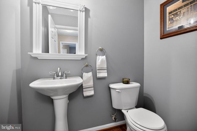 11841 KNOLLCREST LN, La Plata, MD 20646