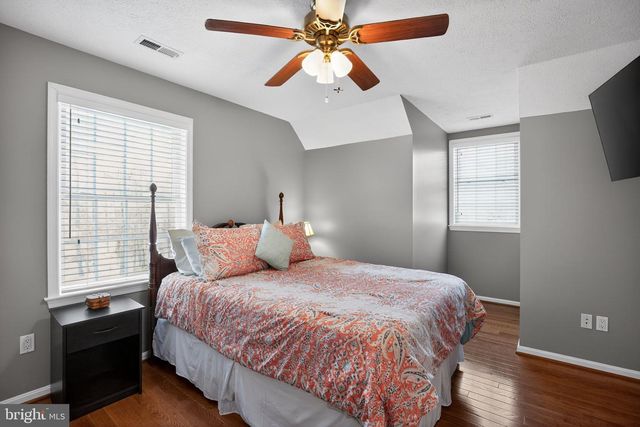 11841 KNOLLCREST LN, La Plata, MD 20646