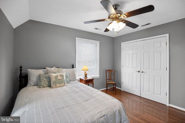 11841 KNOLLCREST LN, La Plata, MD 20646