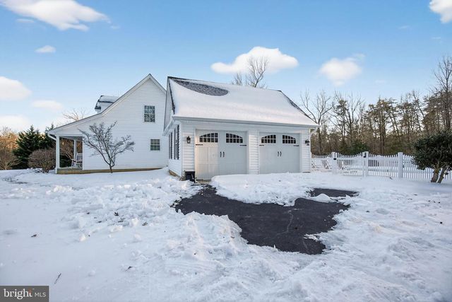 11841 KNOLLCREST LN, La Plata, MD 20646