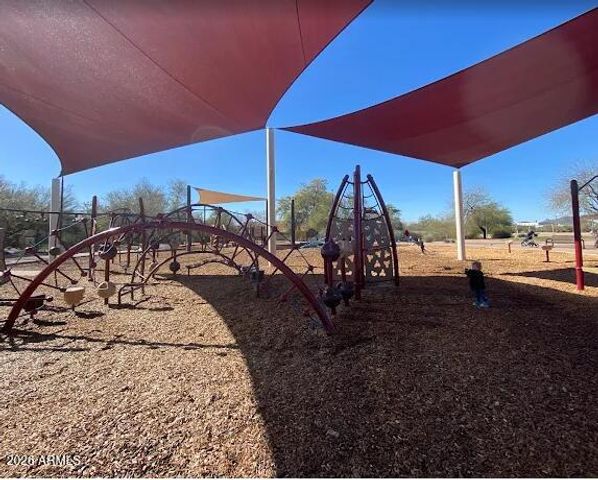 4631 E LONE CACTUS Drive, Phoenix, AZ 85050