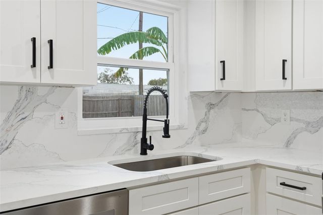 4327 NEWGATE AVENUE, Holiday, FL 34691