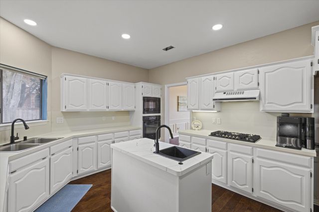 1808 Falmouth Drive, Plano, TX 75025