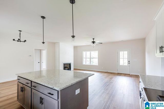 522 HOLT CIRCLE, Hayden, AL 35079