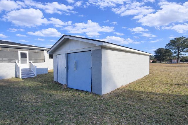 1142 Pearson Road, Manning, SC 29102