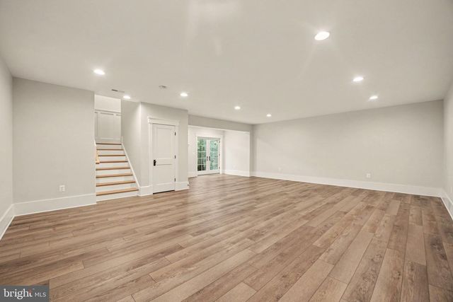 2516 RAMBLING RD, Vienna, VA 22181
