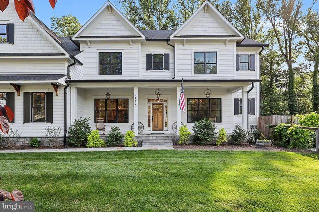 2516 RAMBLING RD, Vienna, VA 22181