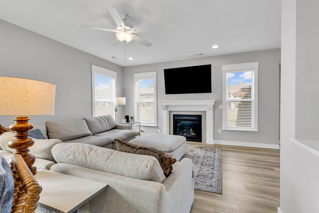 6412 Angelica Way, Westerville, OH 43081