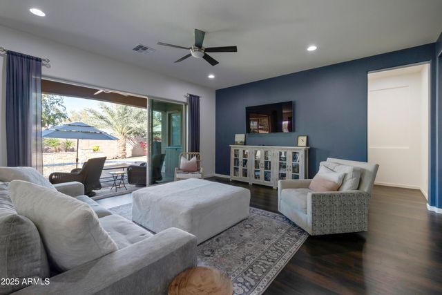 3582 E CASSIA Lane, Gilbert, AZ 85298