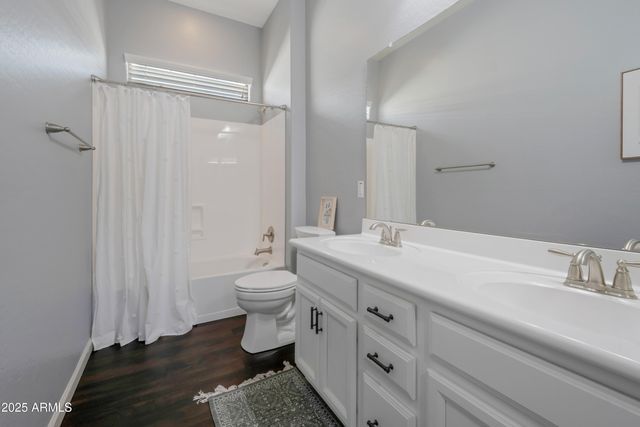 3582 E CASSIA Lane, Gilbert, AZ 85298