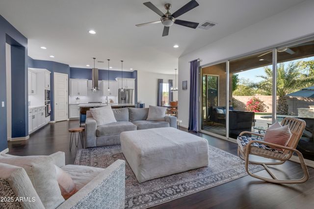 3582 E CASSIA Lane, Gilbert, AZ 85298