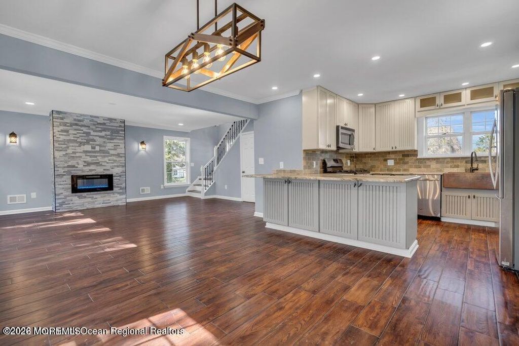 1307 Holmes Avenue, Toms River, NJ 08753