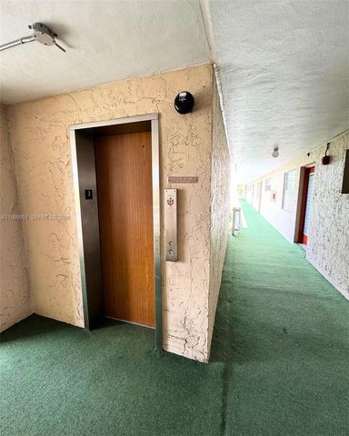 3776 Inverrary Blvd 301R, Lauderhill, FL 33319