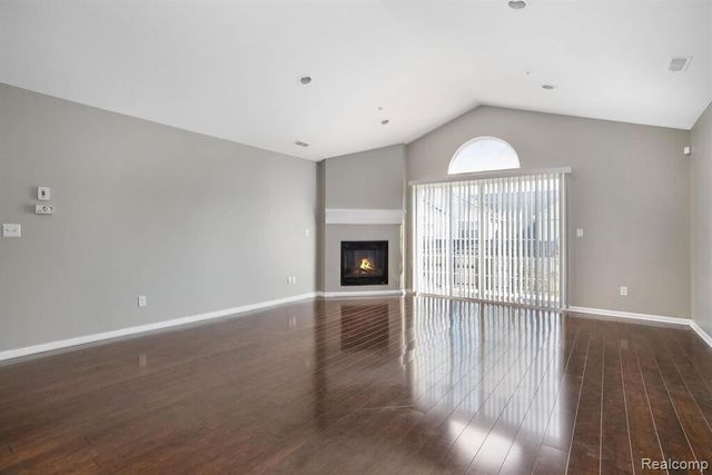24204 Alexa Drive, Commerce Twp, MI 48390