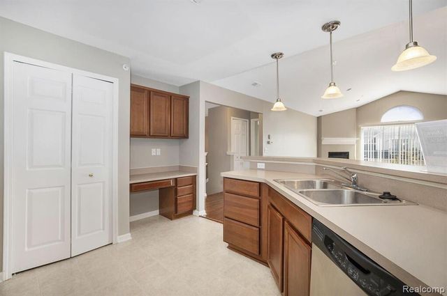 24204 Alexa Drive, Commerce Twp, MI 48390