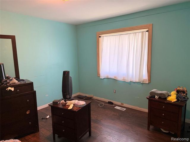 12224 El Camino El Camino Drive, Sterling Heights, MI 48312