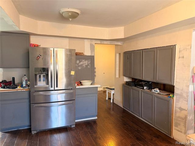 12224 El Camino El Camino Drive, Sterling Heights, MI 48312