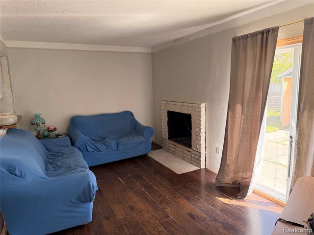 12224 El Camino El Camino Drive, Sterling Heights, MI 48312