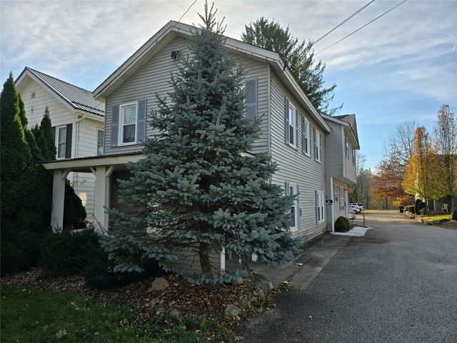 142-144 MEADVILLE Street, Edinboro, PA 16412