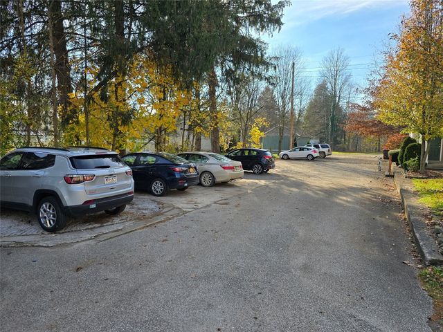 142-144 MEADVILLE Street, Edinboro, PA 16412