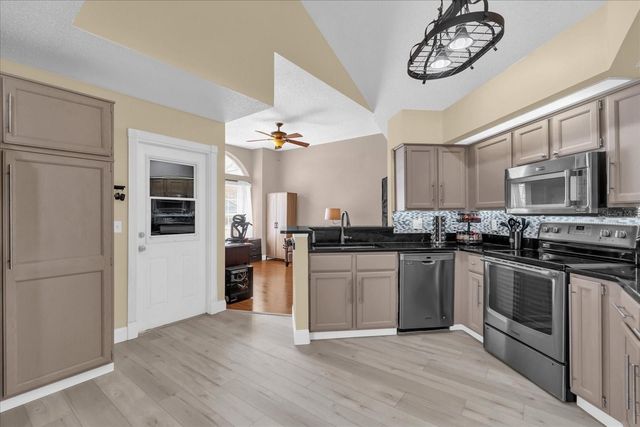 739 VIRGINIA WOODS LANE, Orlando, FL 32824