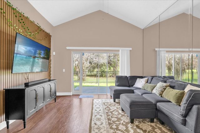 739 VIRGINIA WOODS LANE, Orlando, FL 32824