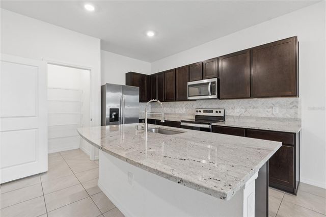 32423 TURTLE GRACE LOOP, Wesley Chapel, FL 33545