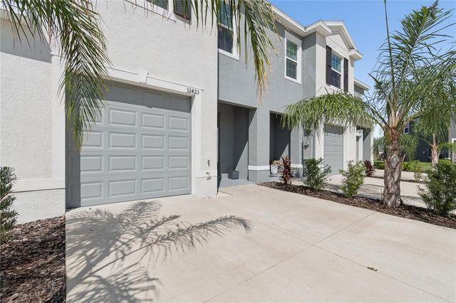 32423 TURTLE GRACE LOOP, Wesley Chapel, FL 33545