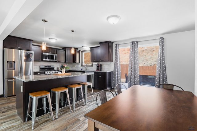 4950 WHISPERING PINES DR, Rapid City, SD 57702