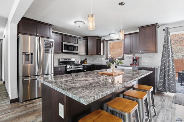 4950 WHISPERING PINES DR, Rapid City, SD 57702