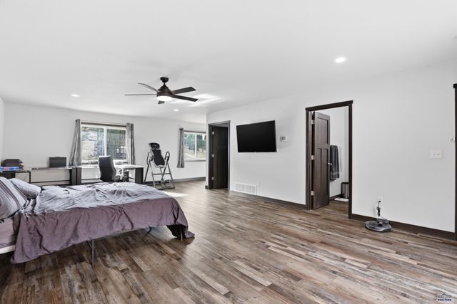 4950 WHISPERING PINES DR, Rapid City, SD 57702