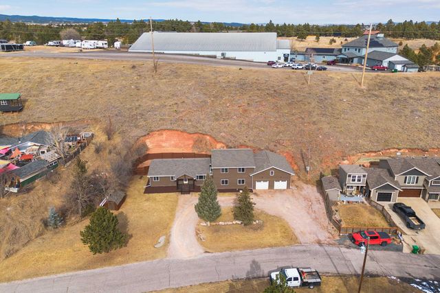 4950 WHISPERING PINES DR, Rapid City, SD 57702