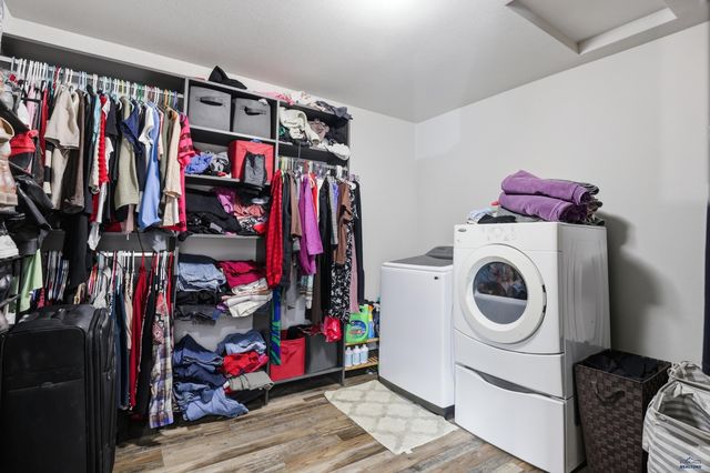 4950 WHISPERING PINES DR, Rapid City, SD 57702