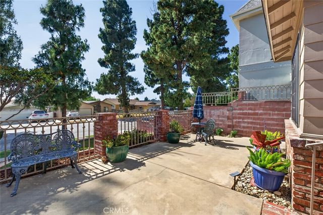 9862 Cabanas, Tujunga, CA 91042